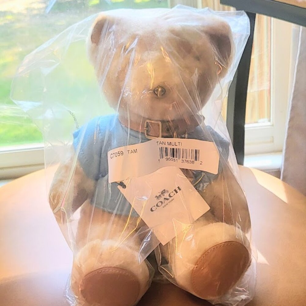 Coach Brand New Ski Bear Collectible In Signature Shearling C7059